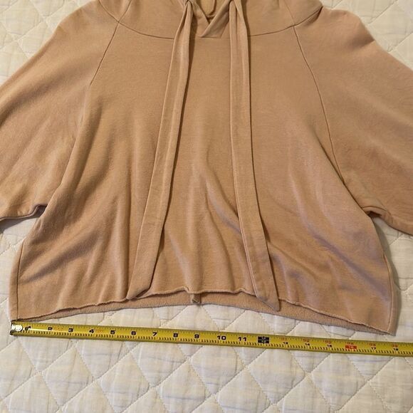 NWOT RARE “Are You Am I” Light Pink/Peach Cropped Hoodie Size XS - Picture 10 of 17